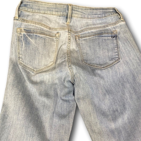American Rag Light Wash Jeans 3 - Picture 3 of 3